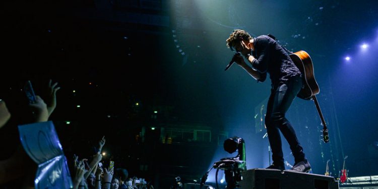 “Shawn Mendes” หล่อสะกดทุกสายตา เปิดการแสดงเต็มอิ่ม