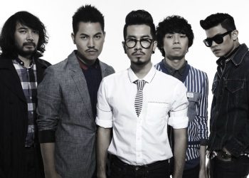 คนข้างๆ : 25HOURS (คอร์ดเพลง)