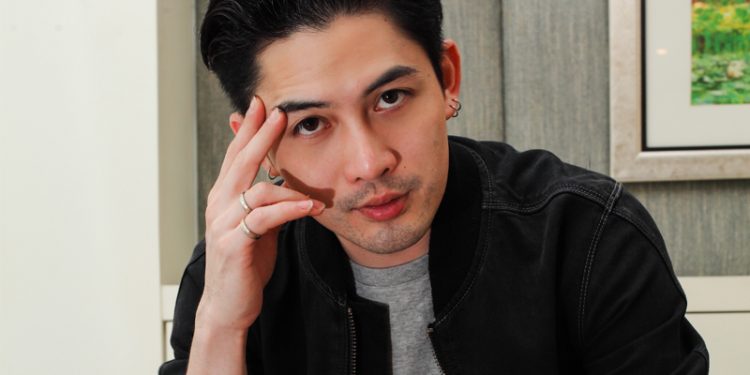 แมกซ์ เจนมานะ