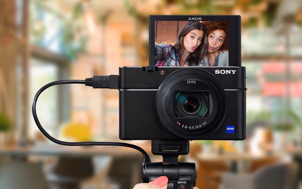 โซนี่ไทย ตอกย้ำผู้นำกล้องพรีเมี่ยมคอมแพ็คท์