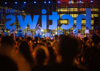 สนุก เต็มอิ่ม!!! กับคอนเสิร์ตรวมพลศิลปินต่างค่าย หลายแนว มาแจมกันร้อง ใน U Presents THE SWITCH Vol.2 CONCERT