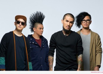 คอร์ดเพลง แรง : Lomosonic