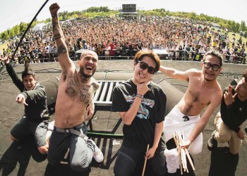 คอร์ดเพลง เหยียบ (Fearless) : Lomosonic