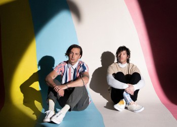 Twenty One Pilots แอบปล่อยซิงเกิลใหม่ Shy Away