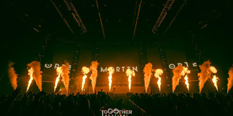 Together Festival 2025 ยืนหนึ่งเทศกาลบูสต์ความสุข! พา 14 ดีเจโปรดิวเซอร์ระดับโลก ร่ายเวทย์มนตร์ดนตรีแสงสีปลุกทุกประสาทสัมผัส