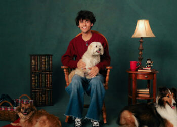 คุยพิเศษกับ aron นักร้อง/นักแต่งเพลงวัย 22 ปี จากสหรัฐอเมริกา